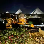 Pyramids Home Inn