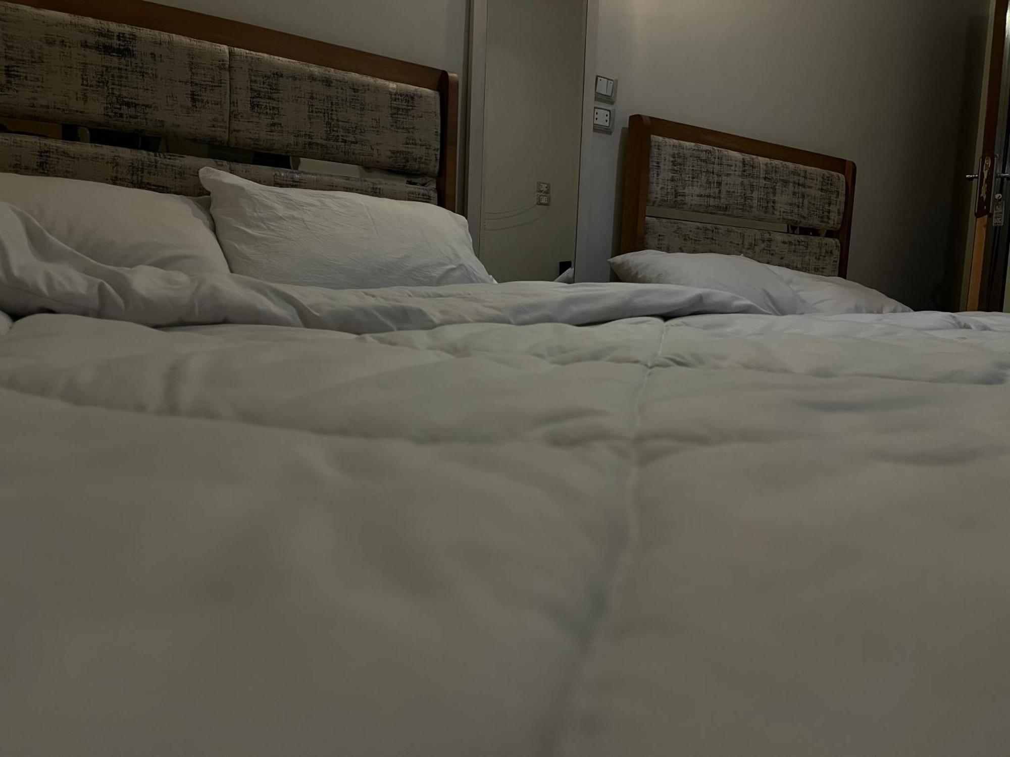 Pyramids Inn